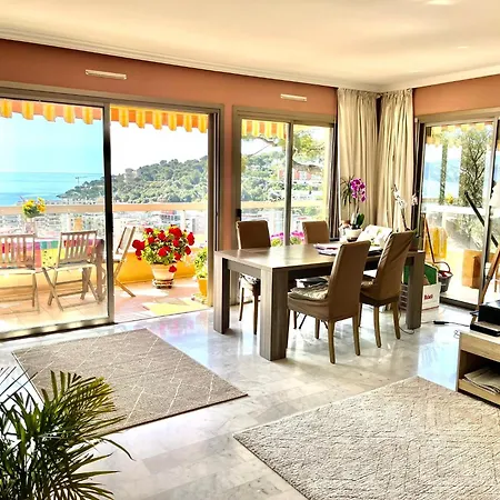 Spacieux, Vue Imprenable Apartment